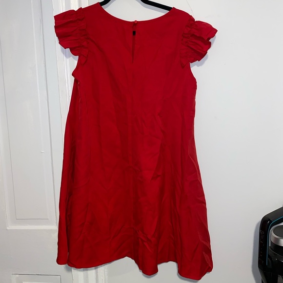 THE PERFECT CHRISTMAS DRESS - Picture 2 of 6